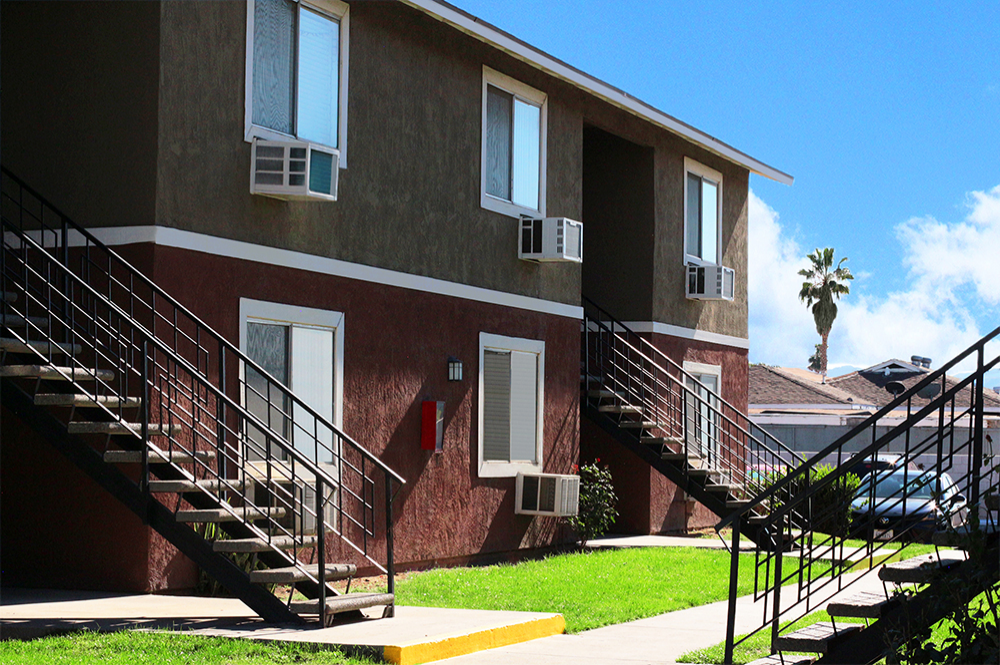 Take a tour today and view Exteriors 4 for yourself at the Villa De La Rosa Apartments